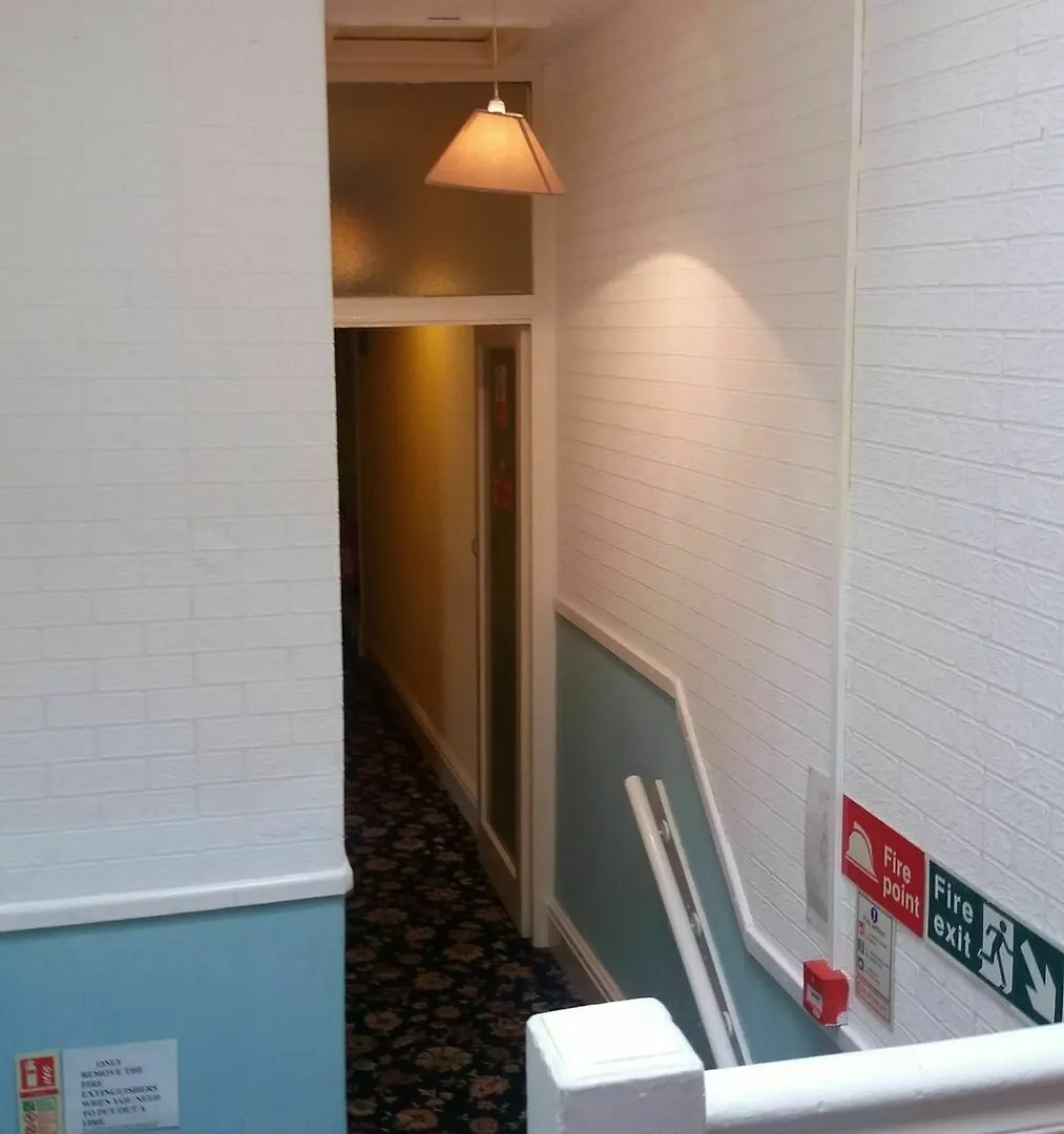 **  Crompton House Bed & Breakfast Blackpool United Kingdom